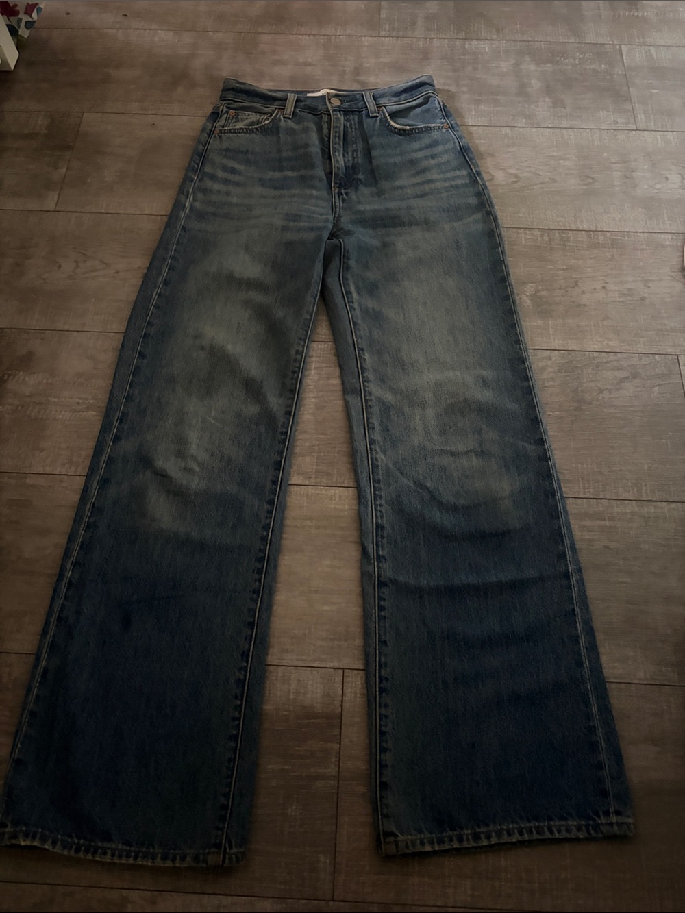 Denim Forum Wide-Leg Jeans in Washed Blue